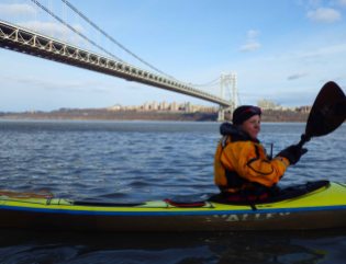 After a tasty lunch rafted up in the lee of a rocky embankment, we leave the George Washington Bridge behind...