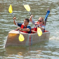 Cardboard-kayak-race-101