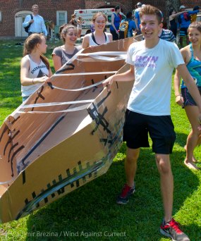 Cardboard-kayak-race-40